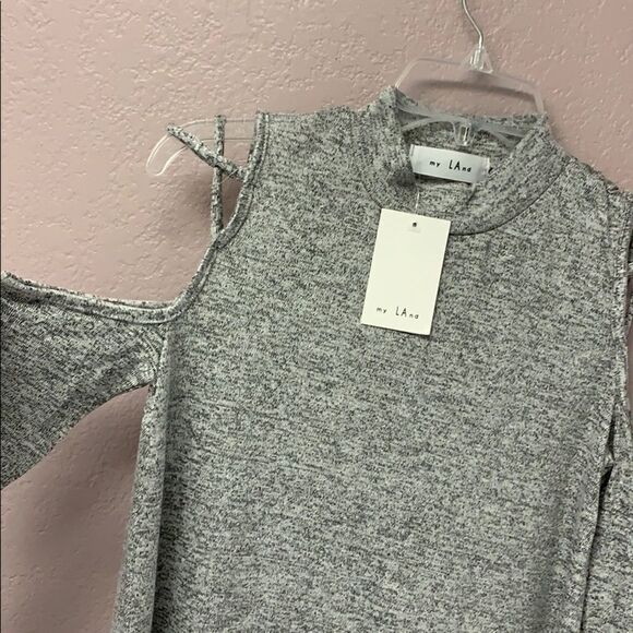 my LAnd Tops - My LAnd Strappy Cold Shoulder Long Top Small NWT